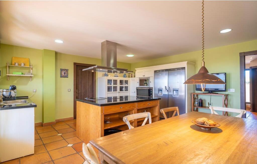 Nordica, Villa